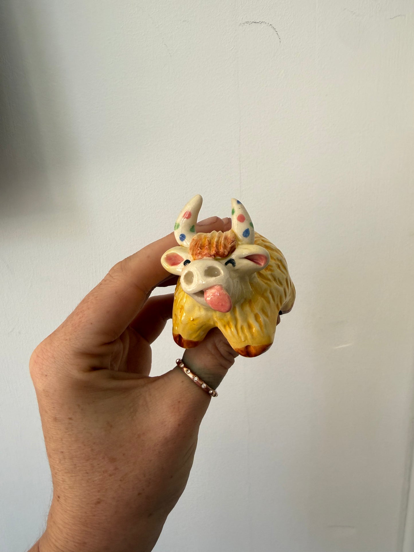Silly Yak ceramic desk pet